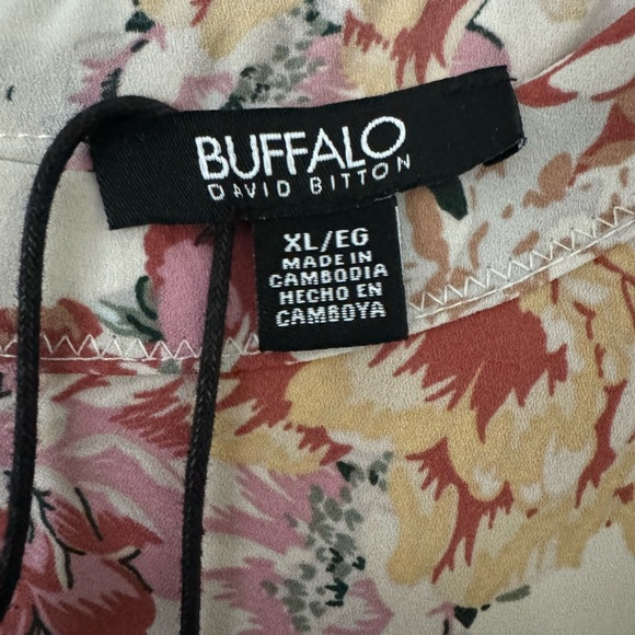 Buffalo David Bitton Tan Floral Relaxed Short Sleeve Blouse XL New - Picture 4 of 9